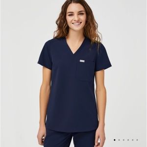 FIGS Navy Blue Scrub Top XS